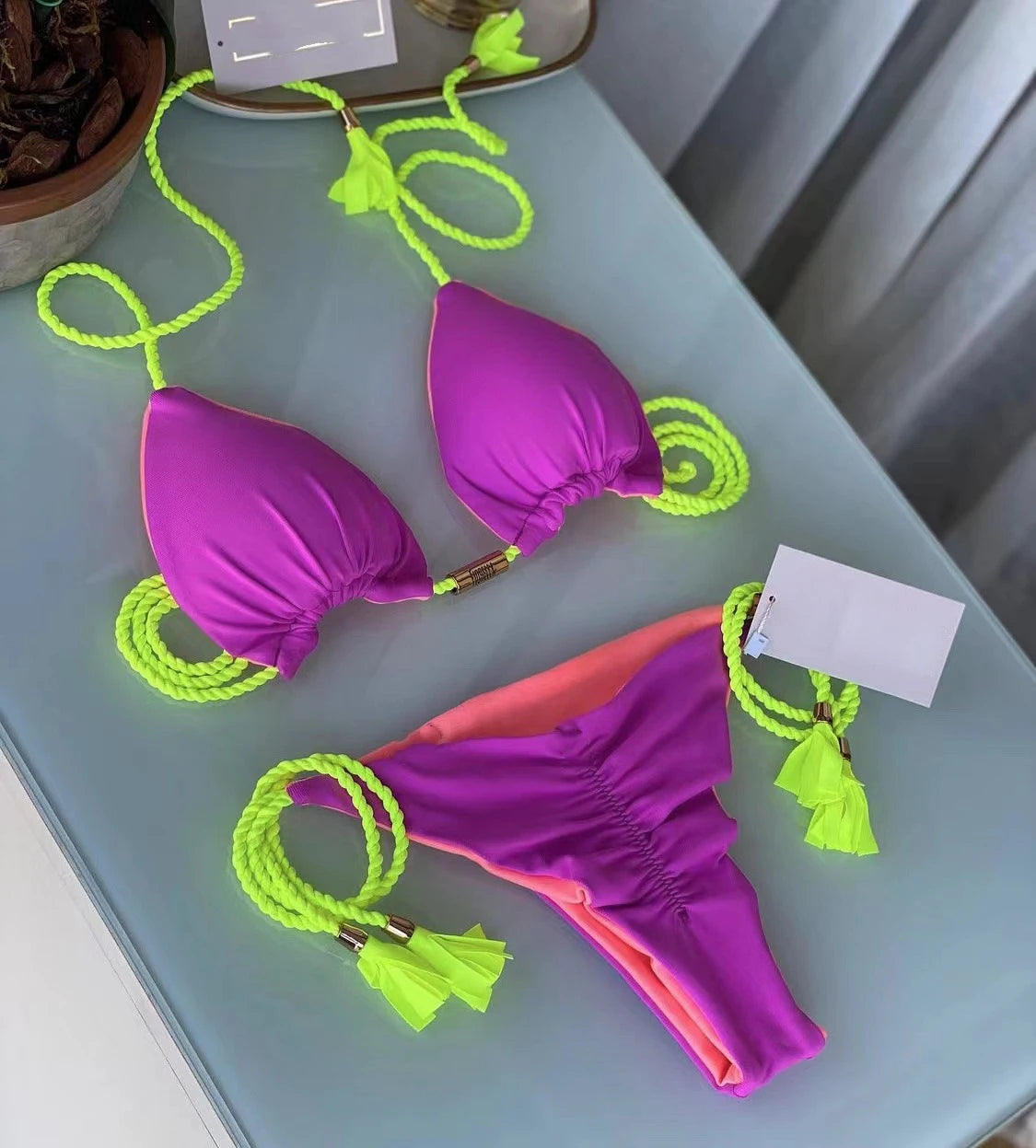 Duo Tropical